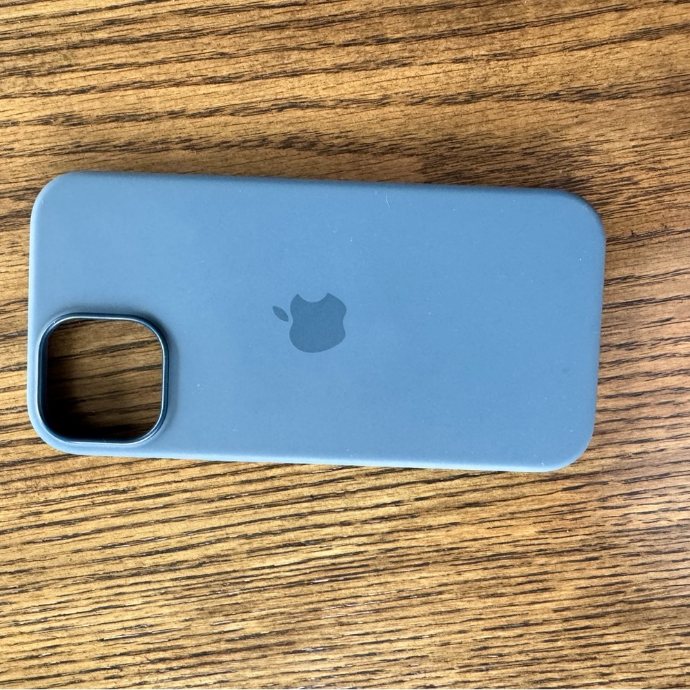 Apple iPhone 15 phone case